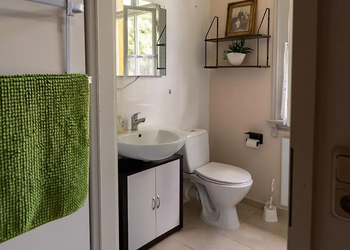 Bahnhof By Interhome Apartment Paulinzella